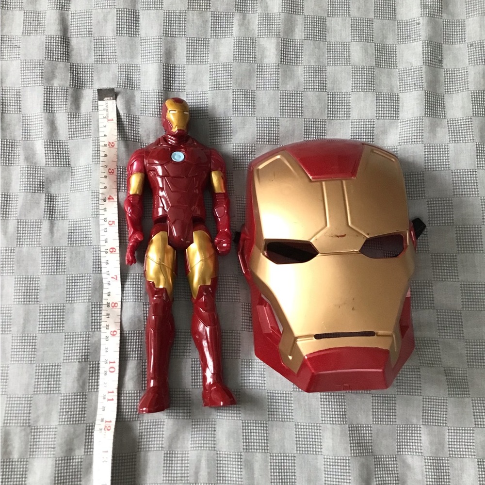 Marvel Iron Man Action Figure Avengers 12 inch Hasbro Doll and mask